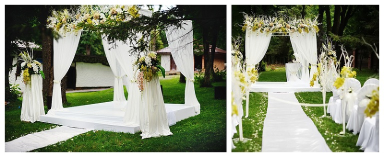 Outdoor Ceremony with lots of Green
