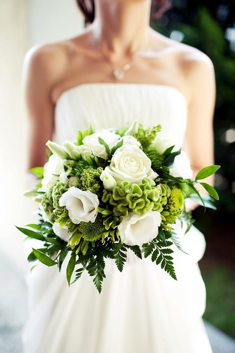 emerald green + white bouquet